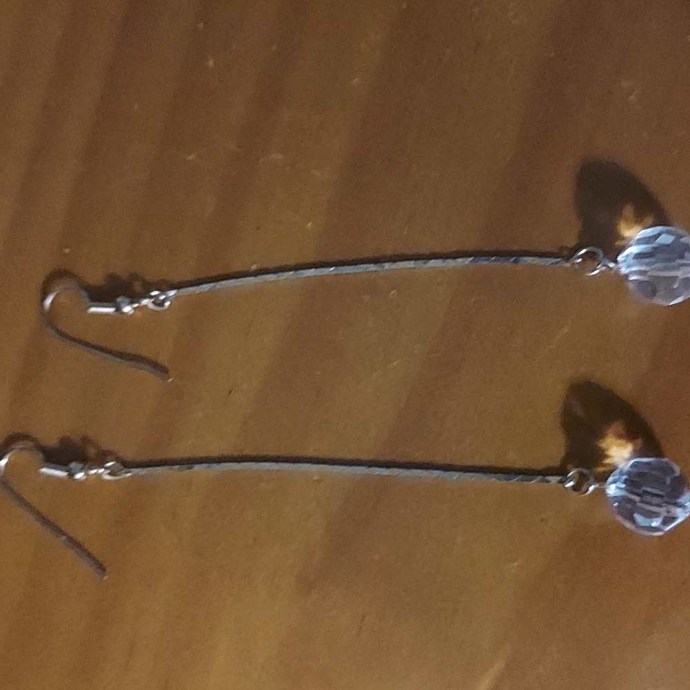 Nice elegant long pair of earrings